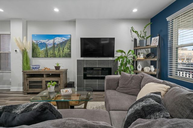 423 Saint Clair Avenue, Columbus, OH 43203