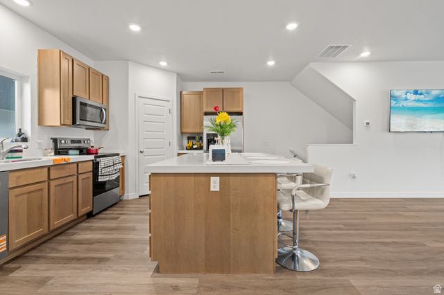 4577 W PLEASANT PINE CT, West Valley City, UT 84120