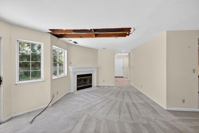 1074 Almaden Village Lane, San Jose, CA 95120