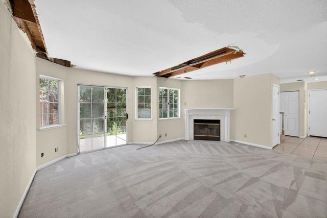 1074 Almaden Village Lane, San Jose, CA 95120