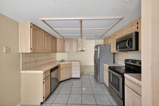 1074 Almaden Village Lane, San Jose, CA 95120