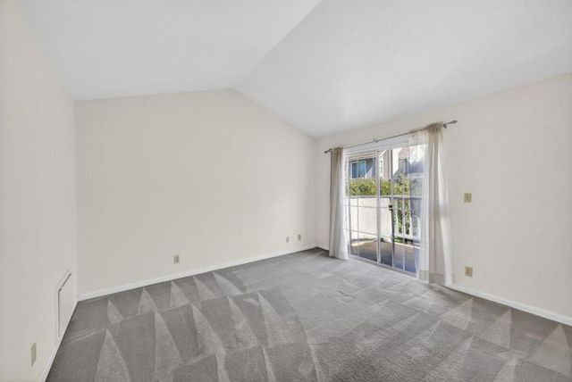 1074 Almaden Village Lane, San Jose, CA 95120