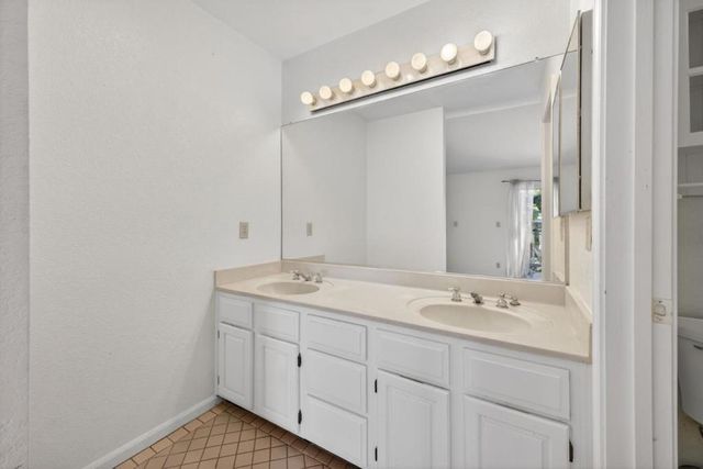 1074 Almaden Village Lane, San Jose, CA 95120