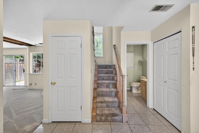 1074 Almaden Village Lane, San Jose, CA 95120