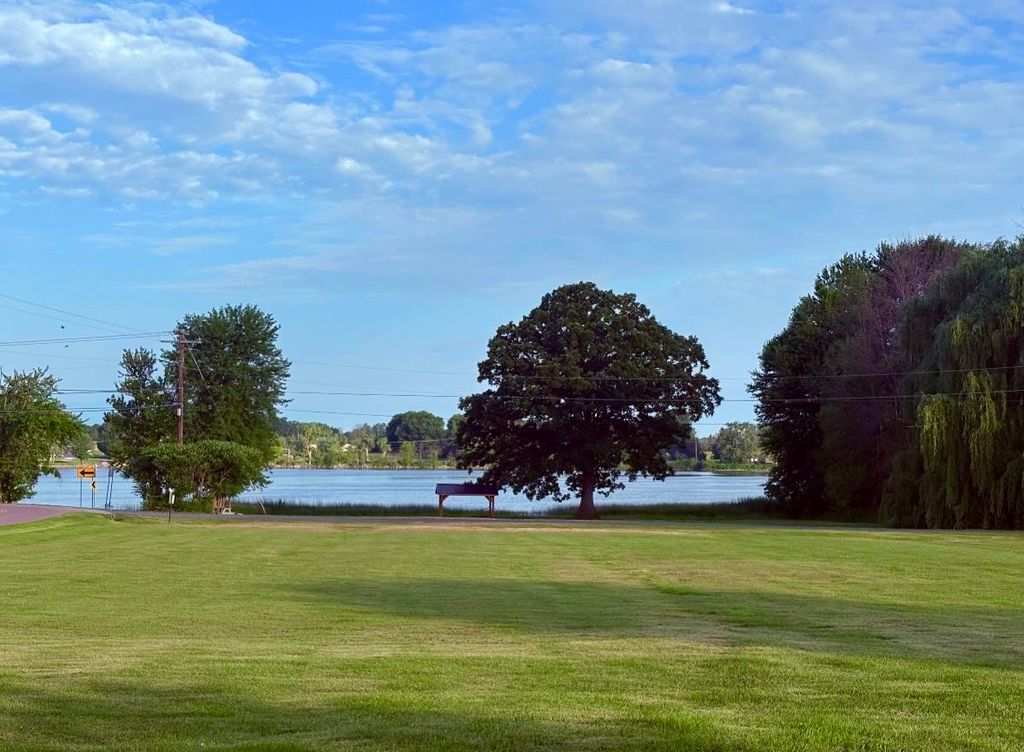 563 Bridge Road, North Hero, VT 05474