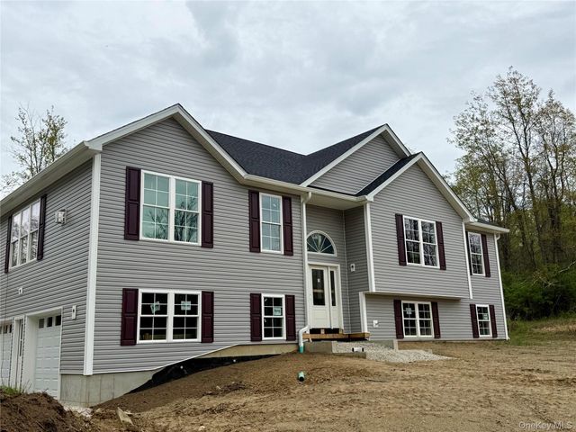 25 Fraleigh Lane, Red Hook, NY 12571
