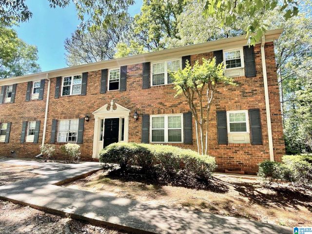 2048 Montreat Cir Apt C, Vestavia Hills, AL 35216