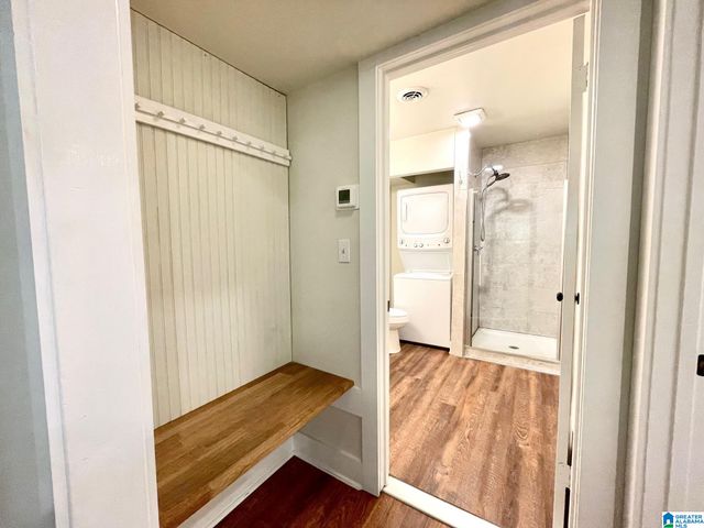 2048 Montreat Cir Apt C, Vestavia Hills, AL 35216
