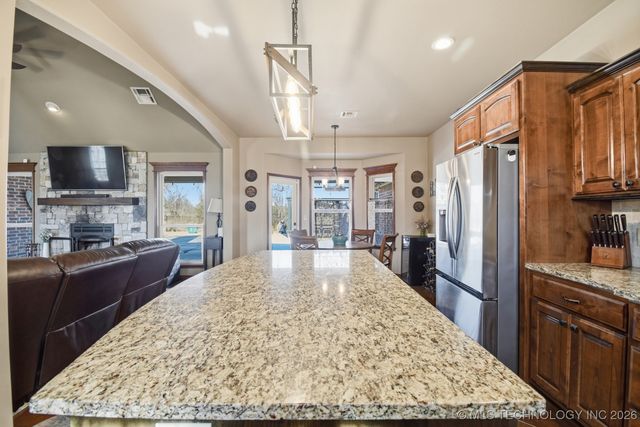 3635 E 430 Road, Oologah, OK 74053