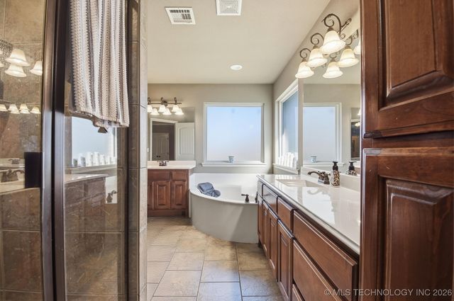 3635 E 430 Road, Oologah, OK 74053