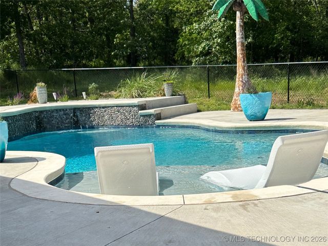 3635 E 430 Road, Oologah, OK 74053