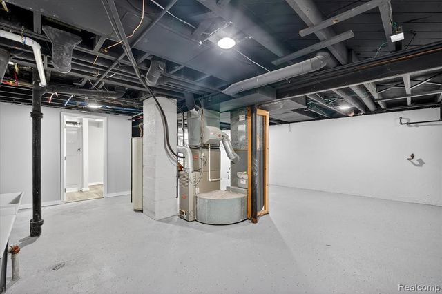 20558 Seminole, Redford, MI 48240