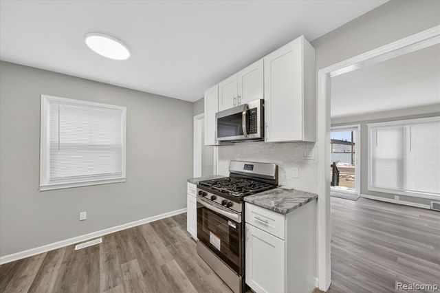 20558 Seminole, Redford, MI 48240