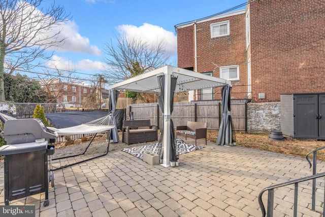 7600 FAYETTE ST, Philadelphia, PA 19150