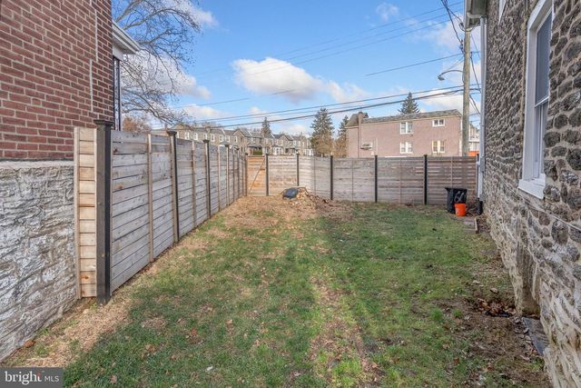 7600 FAYETTE ST, Philadelphia, PA 19150