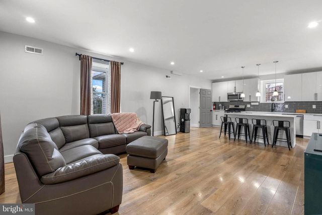 7600 FAYETTE ST, Philadelphia, PA 19150