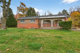 7087 Mackenzie Road, Olmsted Twp, OH 44138