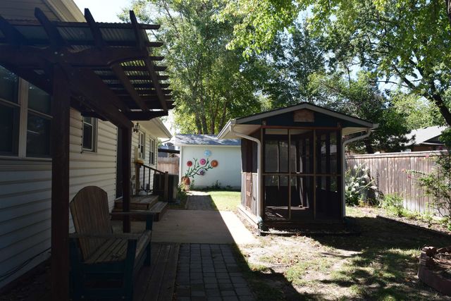 1933 N Reca, Wichita, KS 67212