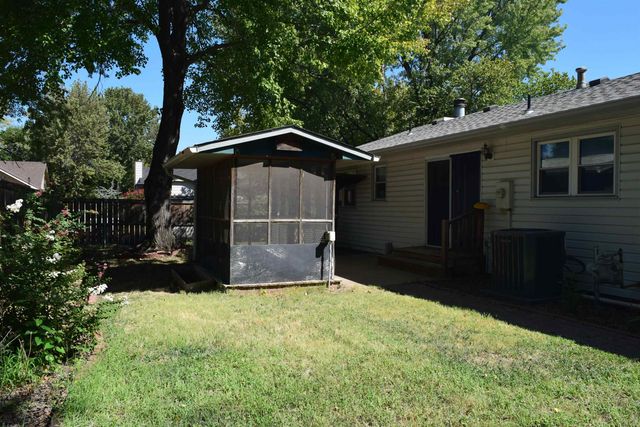 1933 N Reca, Wichita, KS 67212