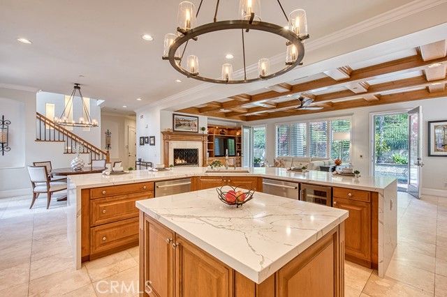 2 Rosana, Laguna Hills, CA 92679