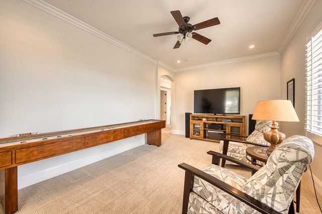 2 Rosana, Laguna Hills, CA 92679