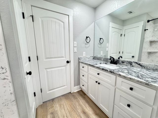 7914 Dorsey Road, Jacksonville, AR 72076