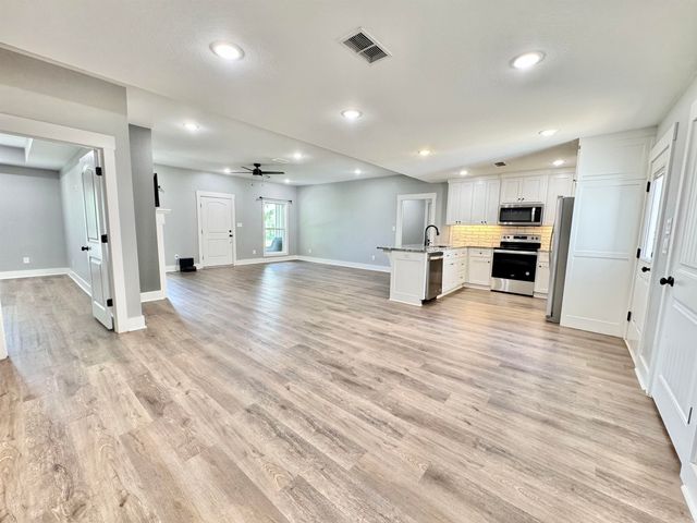 7914 Dorsey Road, Jacksonville, AR 72076