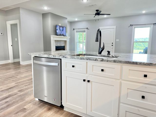 7914 Dorsey Road, Jacksonville, AR 72076