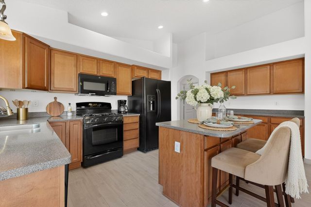 2558 Cerro Parrido Road SE, Albuquerque, NM 87124