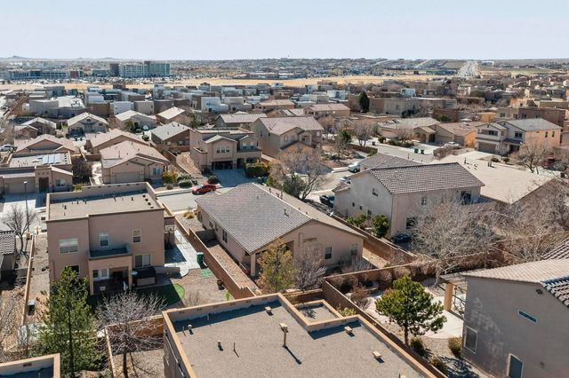 2558 Cerro Parrido Road SE, Albuquerque, NM 87124