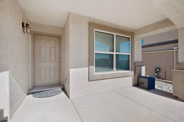 2558 Cerro Parrido Road SE, Albuquerque, NM 87124