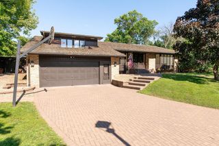 6700 Rosemary Lane, Edina, MN 55439