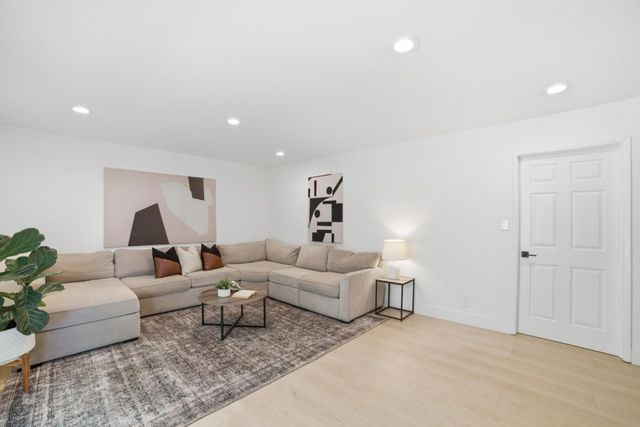 1567 Glencrest Drive, San Jose, CA 95118