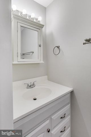 1009 CHERYLS CT, Frederick, MD 21703