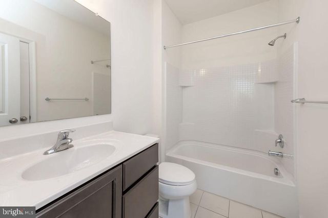 2707 HENRY MOORE LN, Middletown, DE 19709