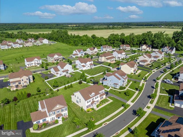 2707 HENRY MOORE LN, Middletown, DE 19709