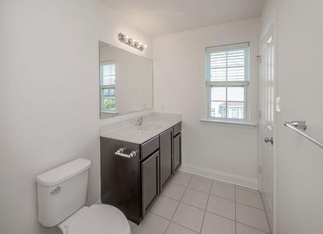 2707 HENRY MOORE LN, Middletown, DE 19709