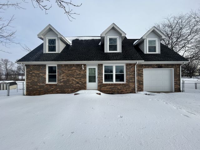 3423 Minor Dr, Clarksville, TN 37042