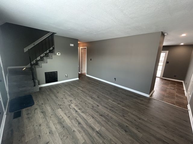 3423 Minor Dr, Clarksville, TN 37042