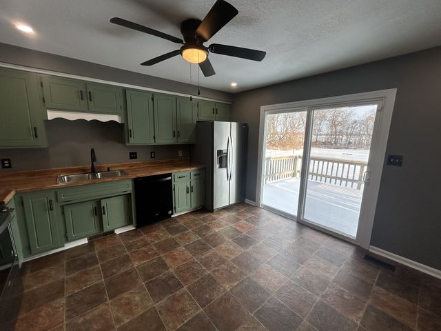 3423 Minor Dr, Clarksville, TN 37042