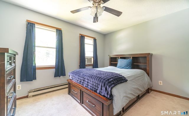 186 Greenbriar Road, Meriden, CT 06450