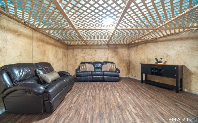 186 Greenbriar Road, Meriden, CT 06450