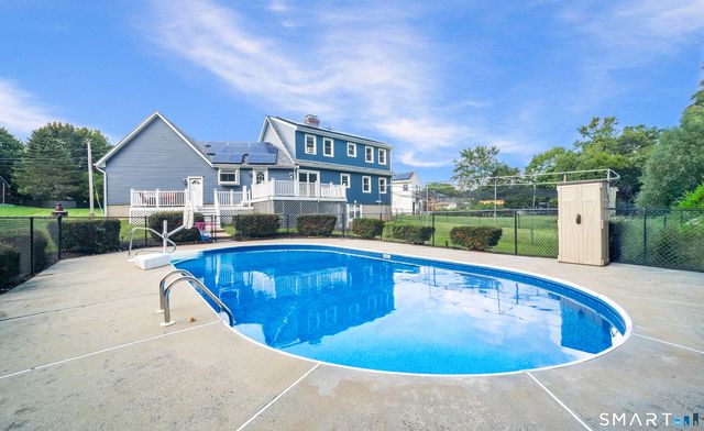 186 Greenbriar Road, Meriden, CT 06450