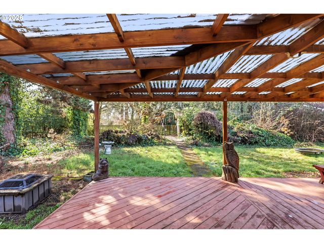 700 Ne DONELSON Rd, Hillsboro, OR 97124