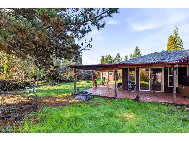 700 Ne DONELSON Rd, Hillsboro, OR 97124