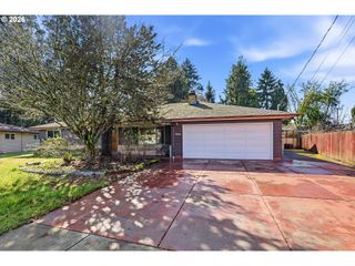 700 Ne DONELSON Rd, Hillsboro, OR 97124