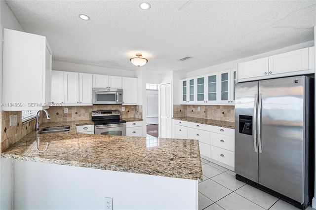 14340 SW 90th St 0, Miami, FL 33186