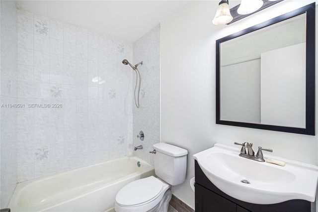 14340 SW 90th St 0, Miami, FL 33186