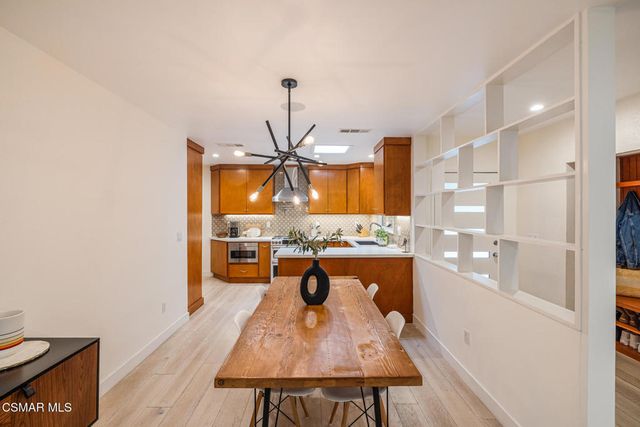 1303 Oak Hill Place, South Pasadena, CA 91030