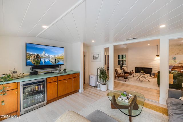 1303 Oak Hill Place, South Pasadena, CA 91030